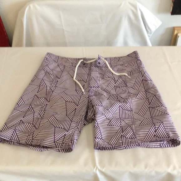 Men’s purple and white graphic trunk shorts - Picture 1 of 7